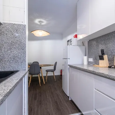 Nyaraló Lido Oasis Funchal